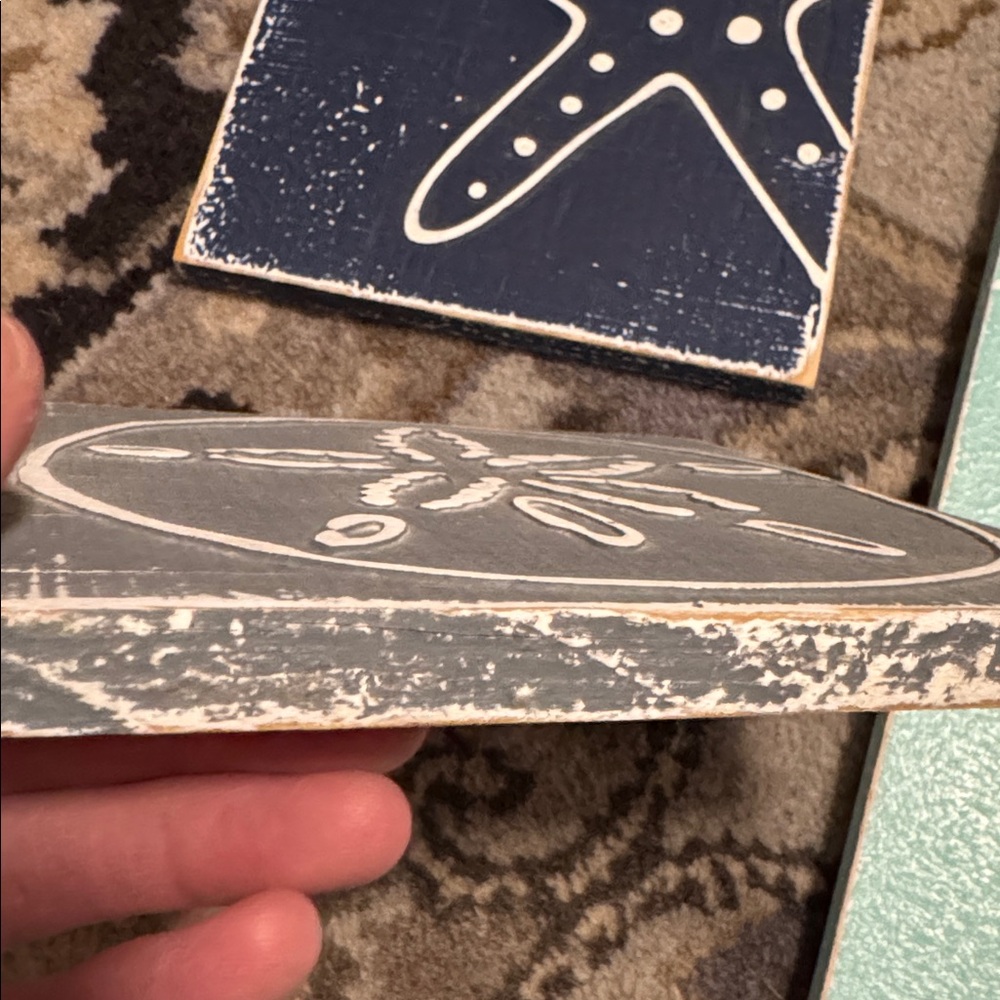 NWT, set of 3 beach wall decor - Picture 6 of 6